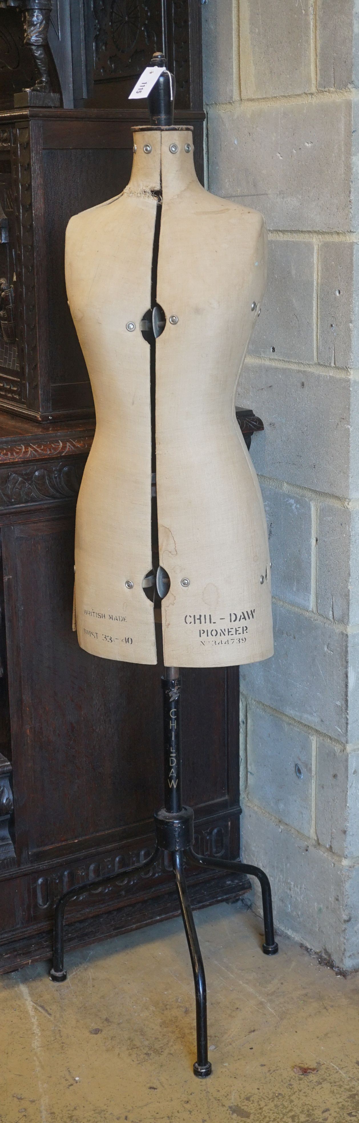 An early 20th century Chill-daw tailor's dummy, height 168cm